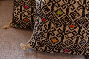 Hand-Made Wool Geometric Sand Pillow